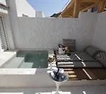 Kensho Psarou Beach Hotel